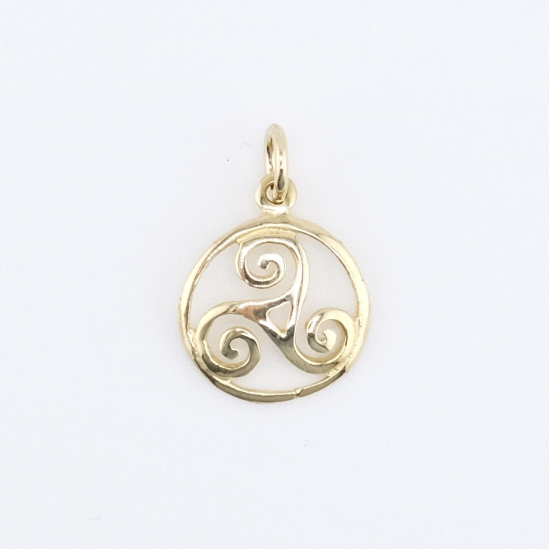 14ct Spiral in Circle
