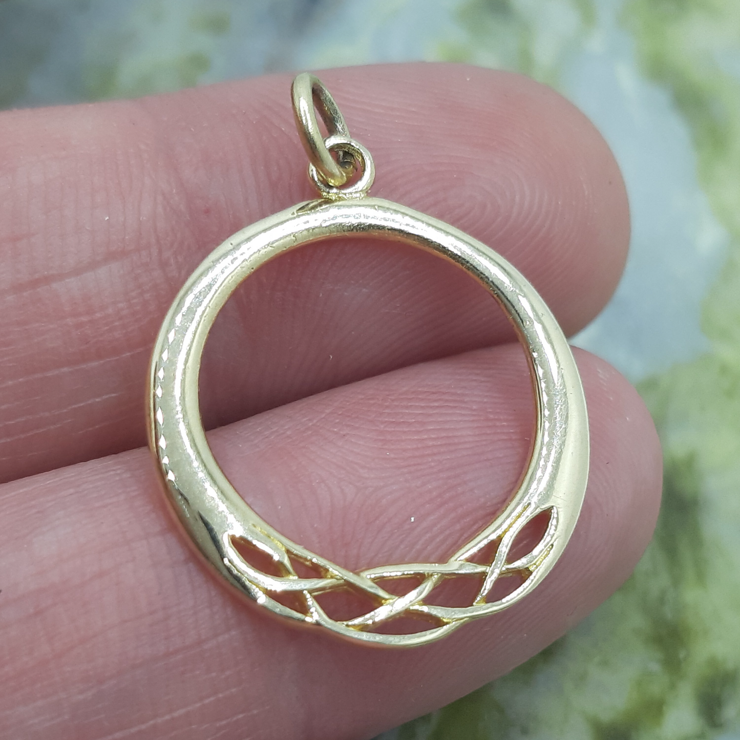 9ct Mod Celtic Circle