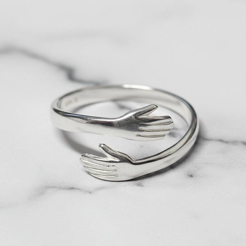 Hug Ring