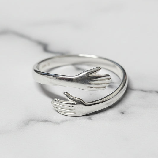 Hug Ring