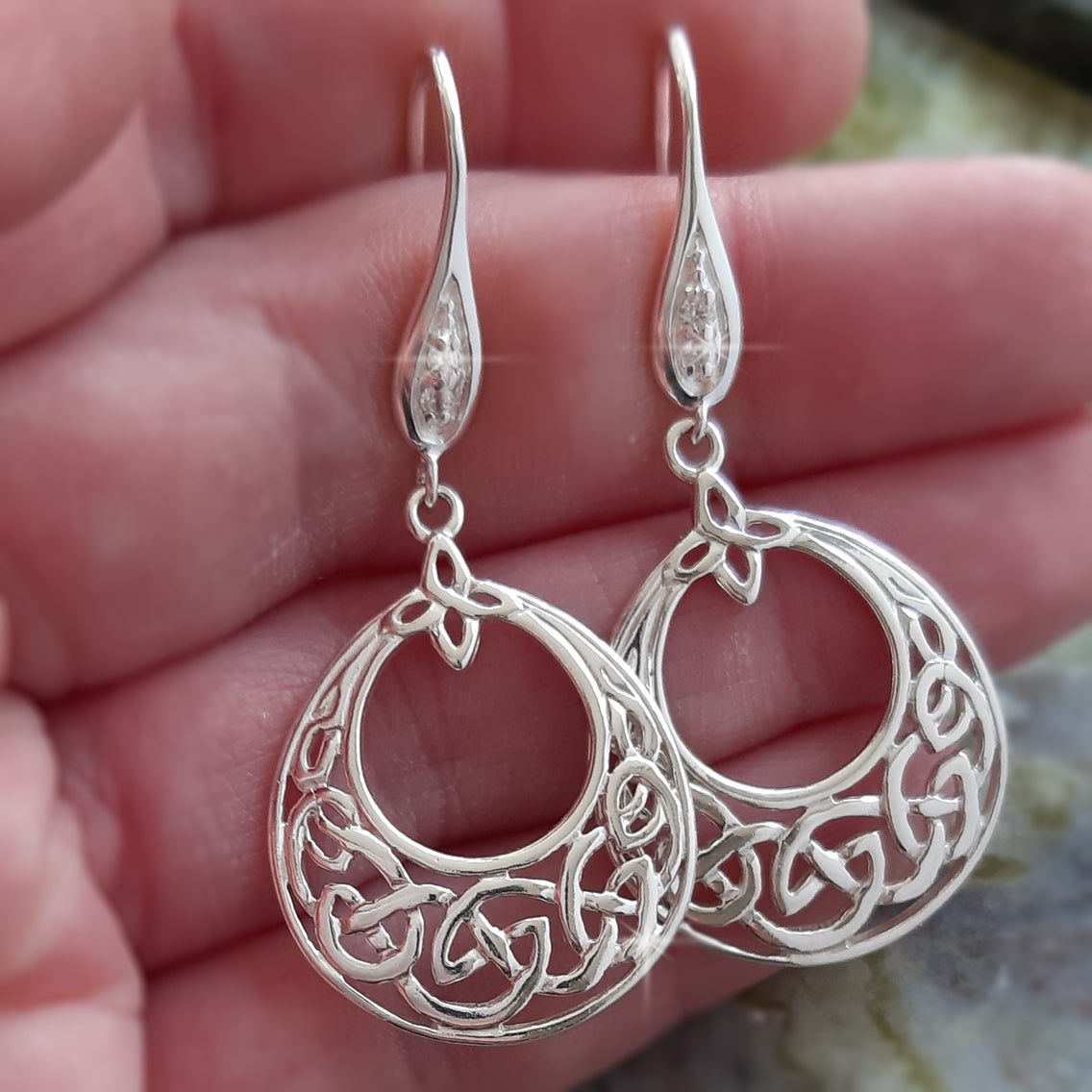 Drop Celtic Open Circle Cz Hooks