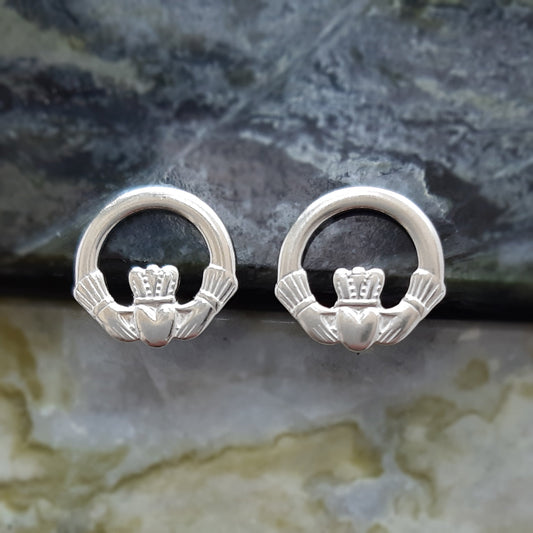 Claddagh Studs - Medium